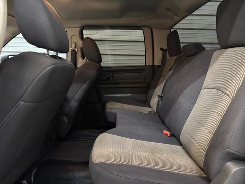 Used 2012 RAM 1500 Express w/ ST Popular Equipment Group AWD/4WD image 22