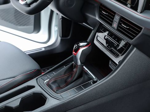 New 2026 Volkswagen Jetta GLI Autobahn FWD image 32