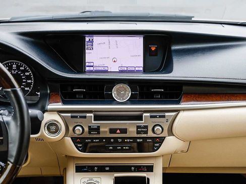 Used 2013 Lexus ES 350 image 11