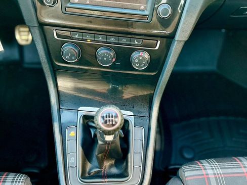 Used 2016 Volkswagen GTI S image 22