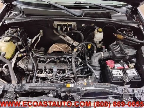 Used 2008 Ford Escape XLS AWD/4WD image 9