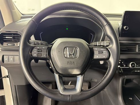 Used 2024 Honda Pilot EX-L image 17