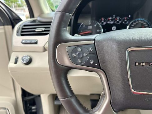 Used 2017 GMC Yukon Denali w/ Open Road Package RWD image 23