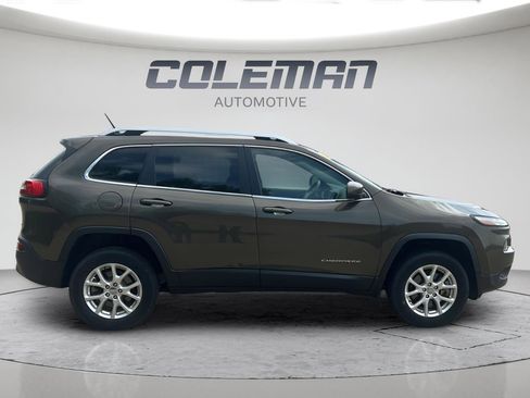 Used 2015 Jeep Cherokee Latitude w/ Comfort/Convenience Group AWD/4WD image 6