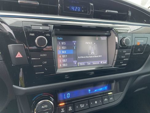 Used 2016 Toyota Corolla S FWD image 11