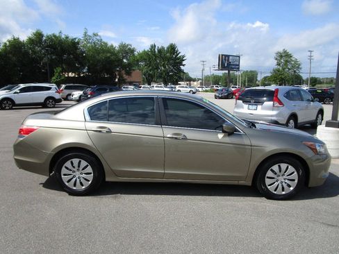 Used 2009 Honda Accord LX image 9