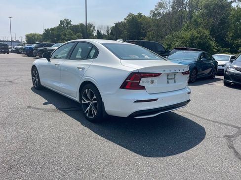 Used 2025 Volvo S60 B5 Core FWD image 3