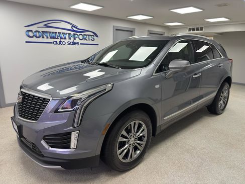 Used 2021 Cadillac XT5 Premium Luxury AWD/4WD image 2