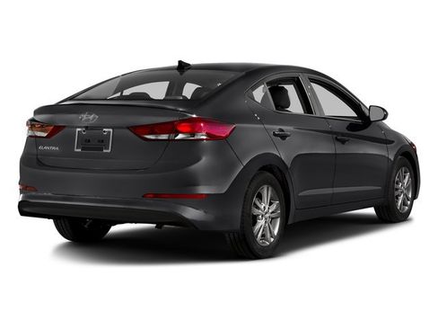 Used 2018 Hyundai Elantra SEL FWD image 2