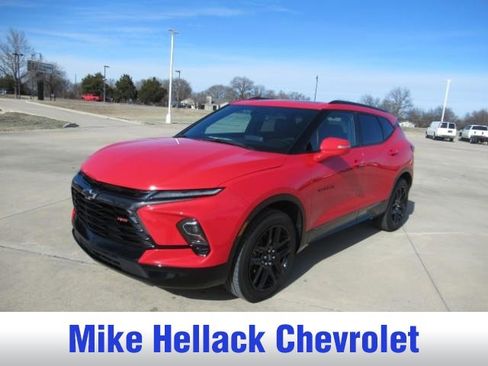 Used 2024 Chevrolet Blazer RS w/ Enhanced Convenience Package image 3