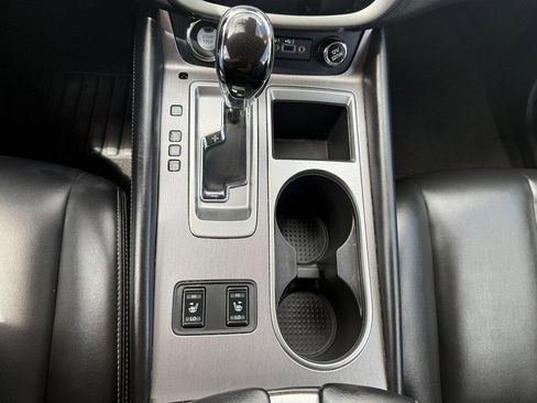 Used 2024 Nissan Murano SV w/ SV Midnight Edition Package FWD image 16