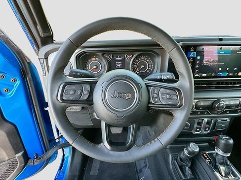 Used 2024 Jeep Wrangler Sport S image 11