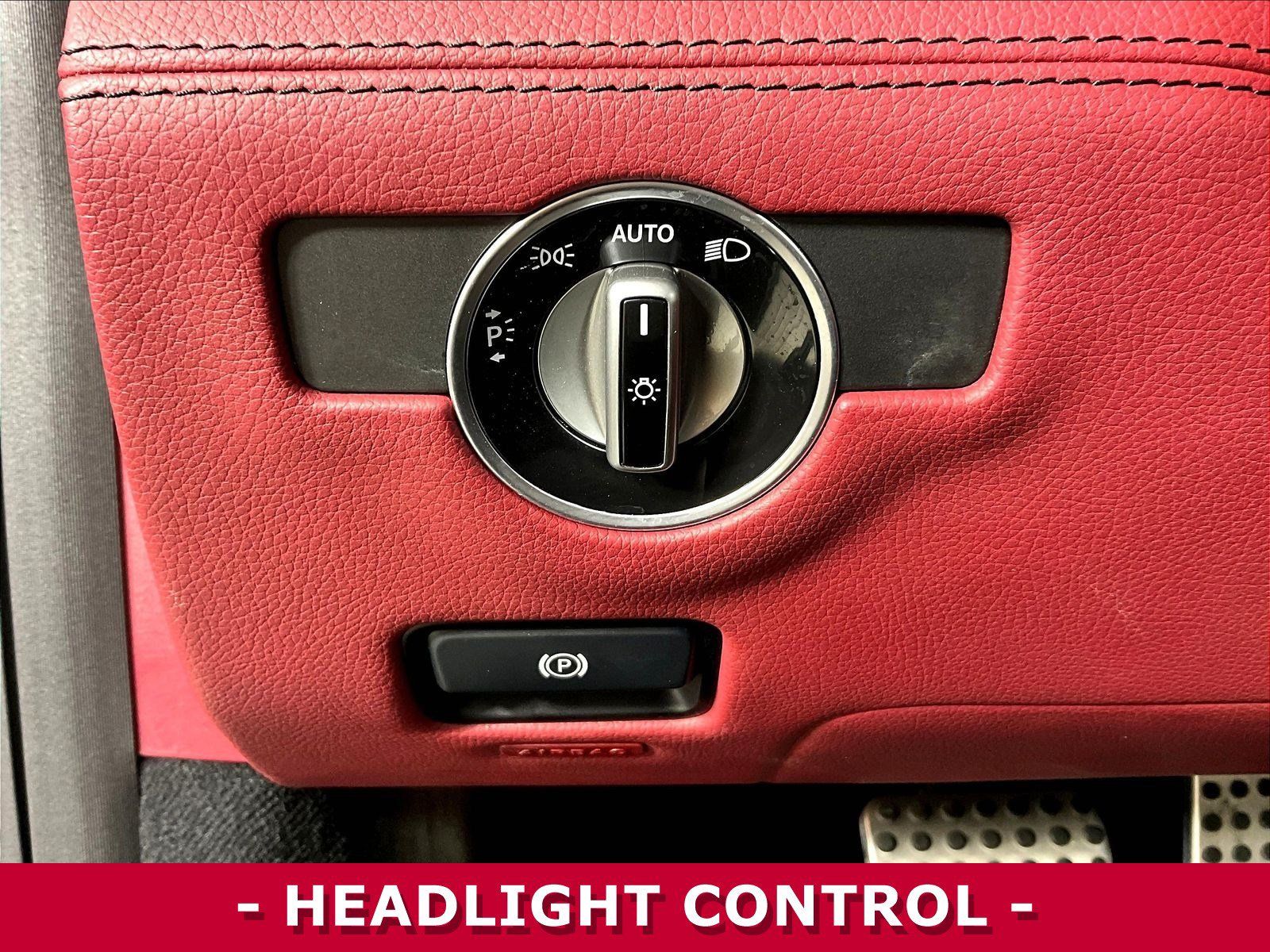 Used 2014 Mercedes-Benz SL 550 image 33