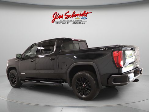 Used 2023 GMC Sierra 1500 Elevation w/ Elevation Premium Package AWD/4WD image 4