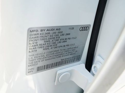 Used 2025 Audi Q5 Premium Plus AWD/4WD image 35