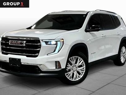 Used 2024 GMC Acadia Elevation w/ Luxury Package