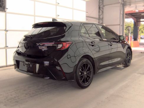 Used 2024 Toyota Corolla SE FWD image 4