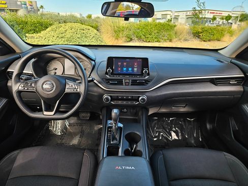 Used 2023 Nissan Altima 2.5 S FWD image 22