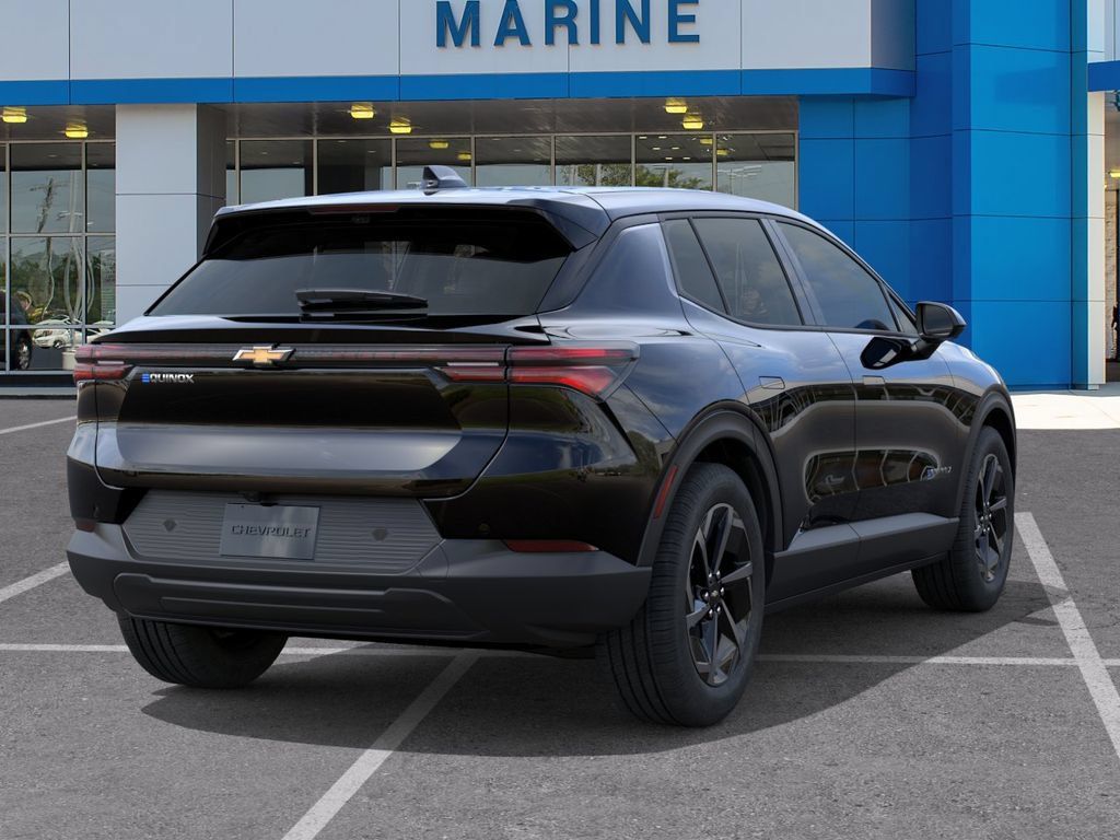 New 2026 Chevrolet Equinox EV LT w/ Comfort Package FWD image 4