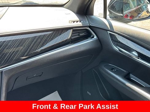 Used 2022 Cadillac XT6 Premium Luxury w/ Technology Package AWD/4WD image 22