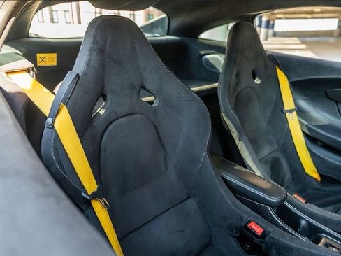Used 2018 McLaren 570S Coupe RWD image 22