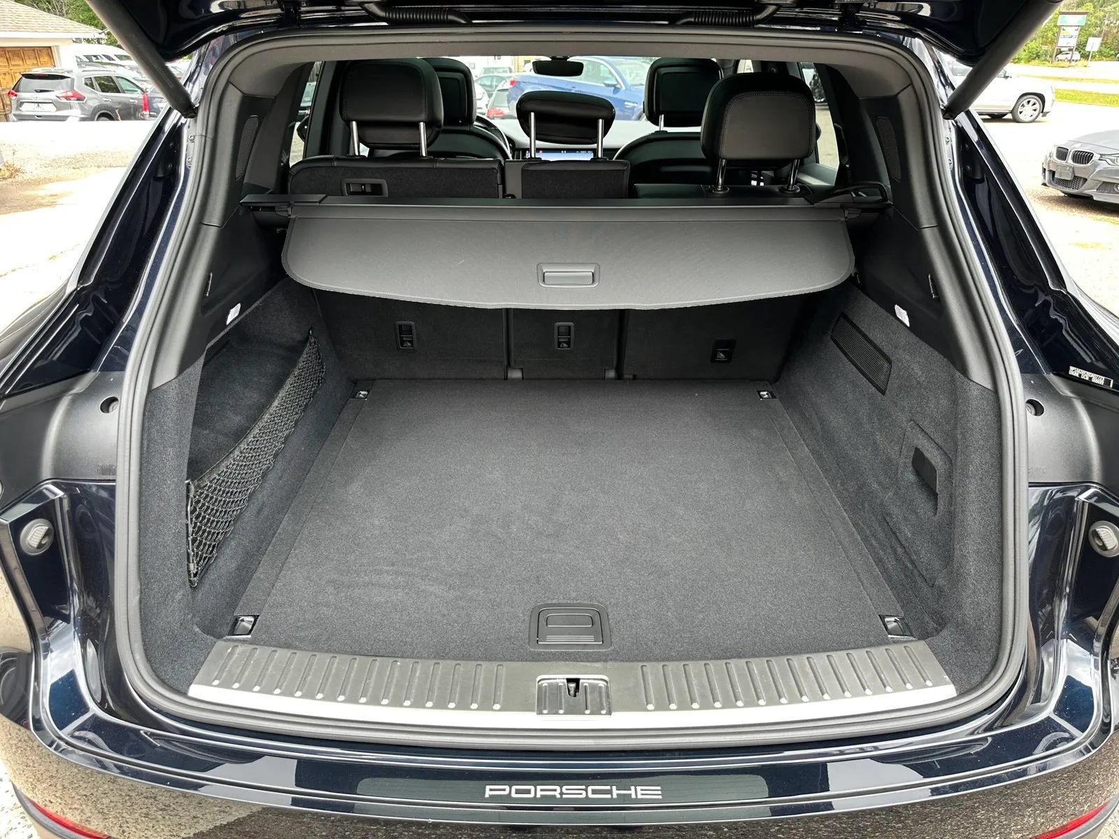 Used 2019 Porsche Cayenne AWD/4WD image 21