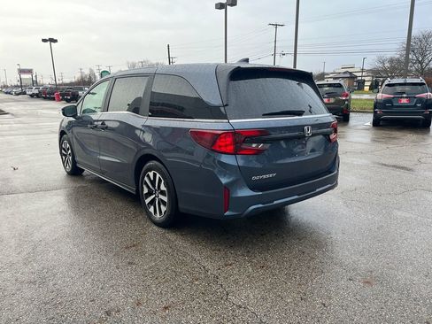 Used 2025 Honda Odyssey EX-L image 3