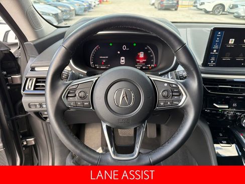 Used 2025 Acura MDX SH-AWD image 12