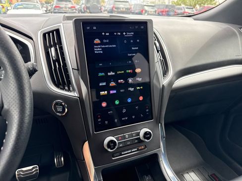 Used 2021 Ford Edge ST w/ Equipment Group 401A image 20