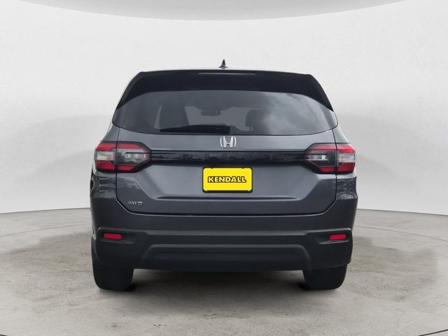 Used 2023 Honda Pilot LX image 6