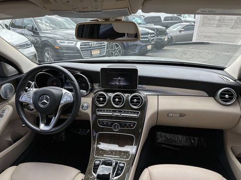 Used 2015 Mercedes-Benz C 300 4MATIC Sedan image 20