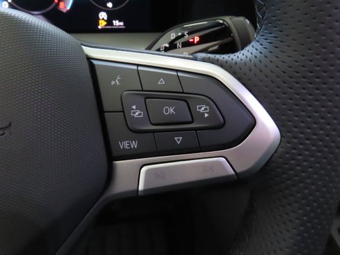 New 2026 Volkswagen Tiguan SE R-Line image 15