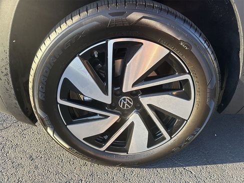 New 2026 Volkswagen Atlas SE image 8