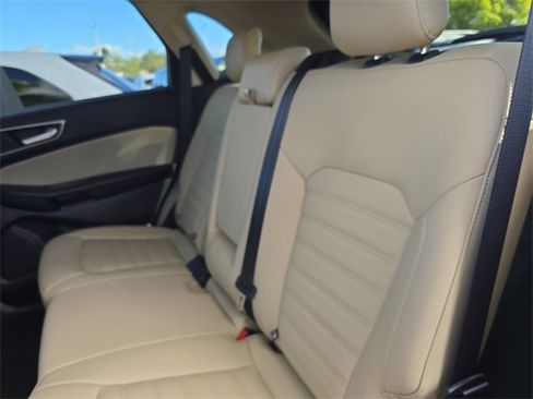 Used 2021 Ford Edge SEL w/ Convenience Package image 14