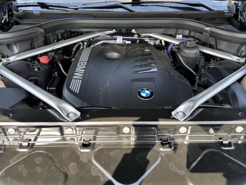 Used 2026 BMW X7 xDrive40i image 36