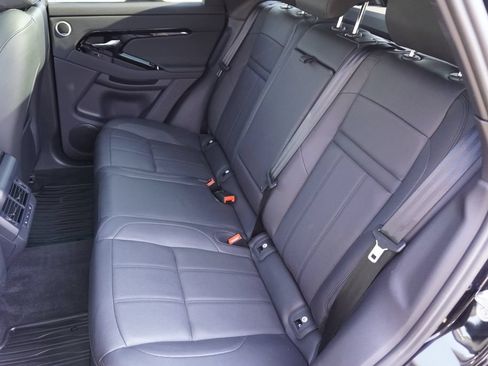 Used 2026 Land Rover Range Rover Evoque S AWD/4WD image 30