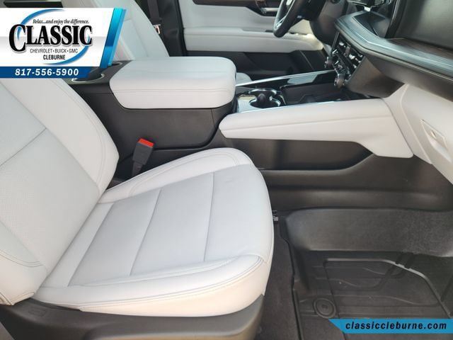 Used 2026 Chevrolet Tahoe Premier RWD image 15
