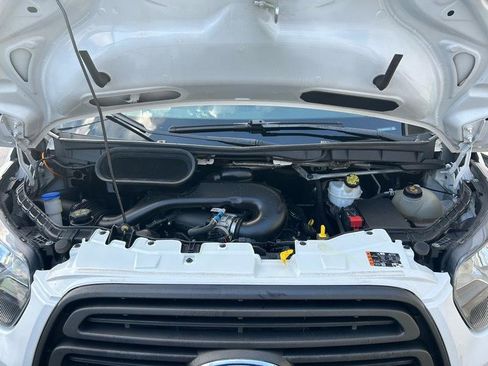 Used 2019 Ford Transit 250 148 High Roof image 31