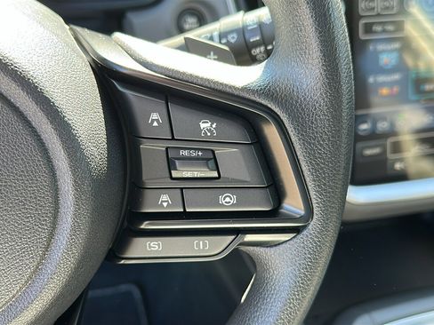 Certified 2025 Subaru Crosstrek 2.0i Premium image 13