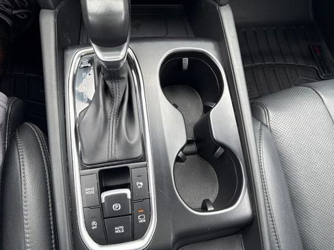 Used 2019 Hyundai Santa Fe FWD image 18