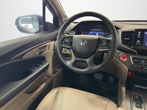 Used 2022 Honda Pilot Special Edition image 16