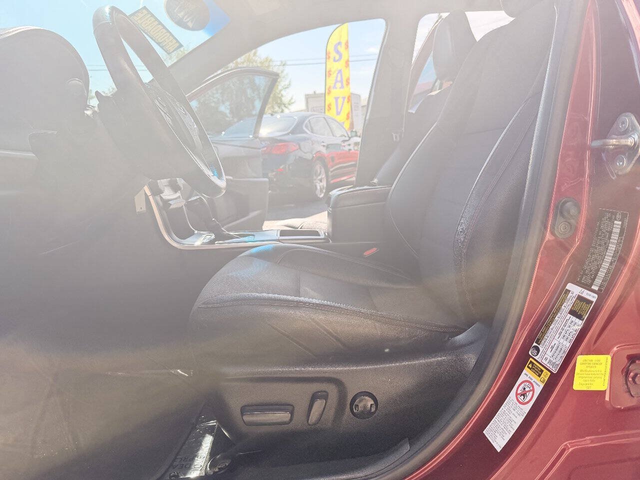 Used 2017 Toyota Camry SE FWD image 9