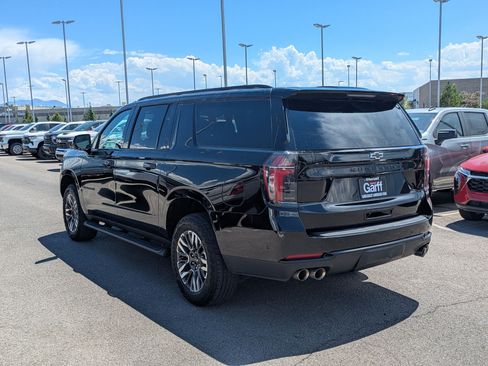 Used 2025 Chevrolet Suburban Z71 AWD/4WD image 5