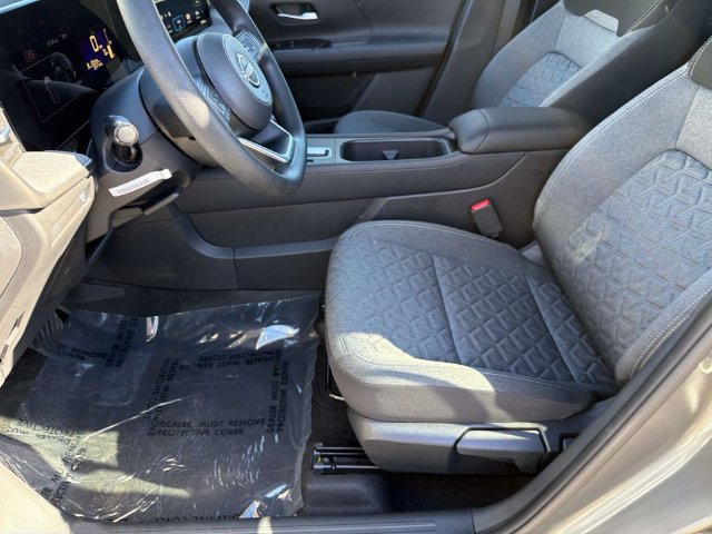 Certified 2026 Nissan Kicks SV w/ SV Premium Package FWD image 15