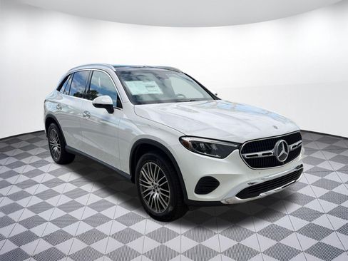Used 2026 Mercedes-Benz GLC 300 image 7
