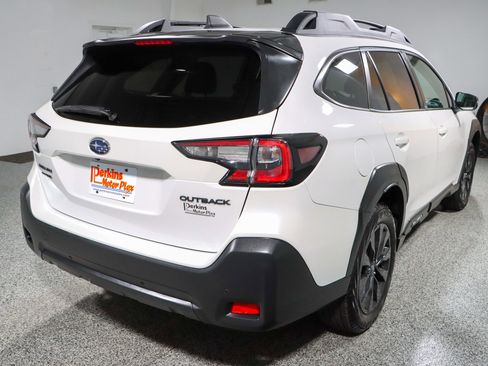 Used 2024 Subaru Outback Onyx Edition image 7