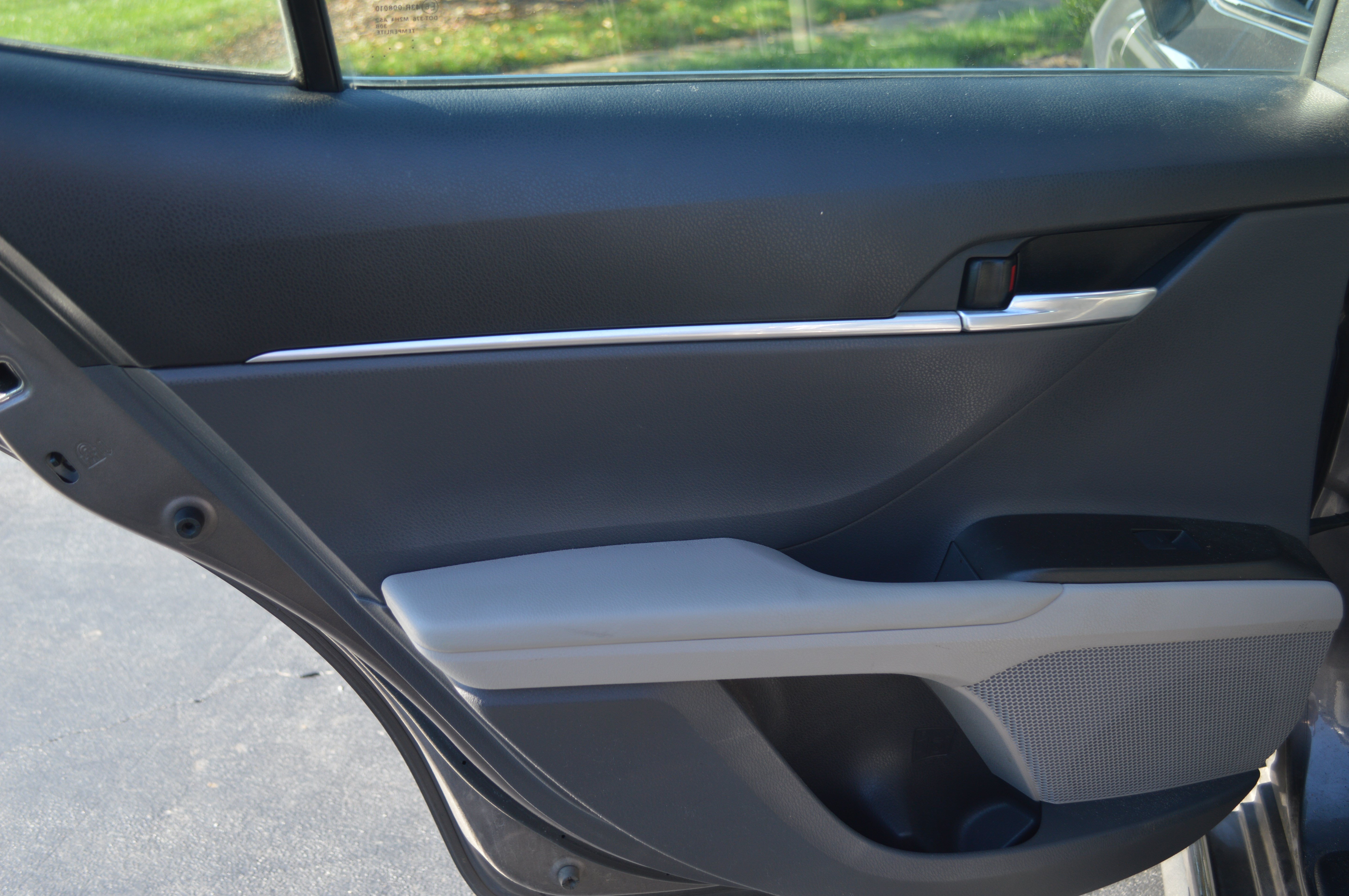 Used 2021 Toyota Camry SE w/ Convenience Package FWD image 25