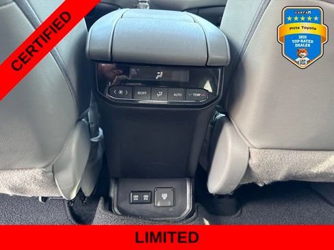 Certified 2020 Toyota Highlander Limited FWD image 20