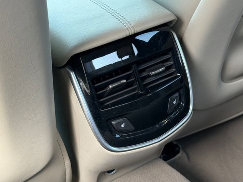 Used 2015 Cadillac XTS Luxury w/ Driver Awareness Package image 14