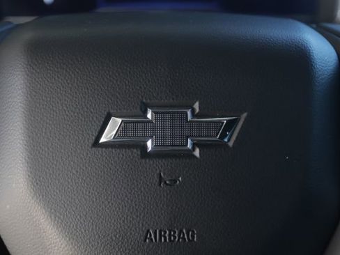 Used 2025 Chevrolet Silverado 1500 LT Trail Boss w/ Convenience Package II image 16